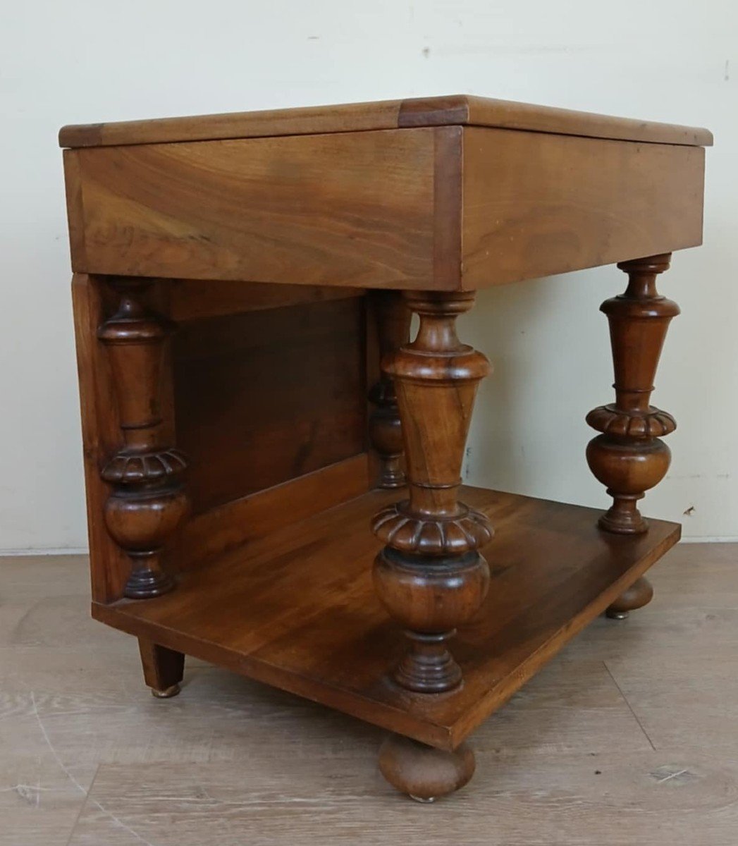  Renaissance Style Display Case In Solid Walnut Circa 1850-photo-2