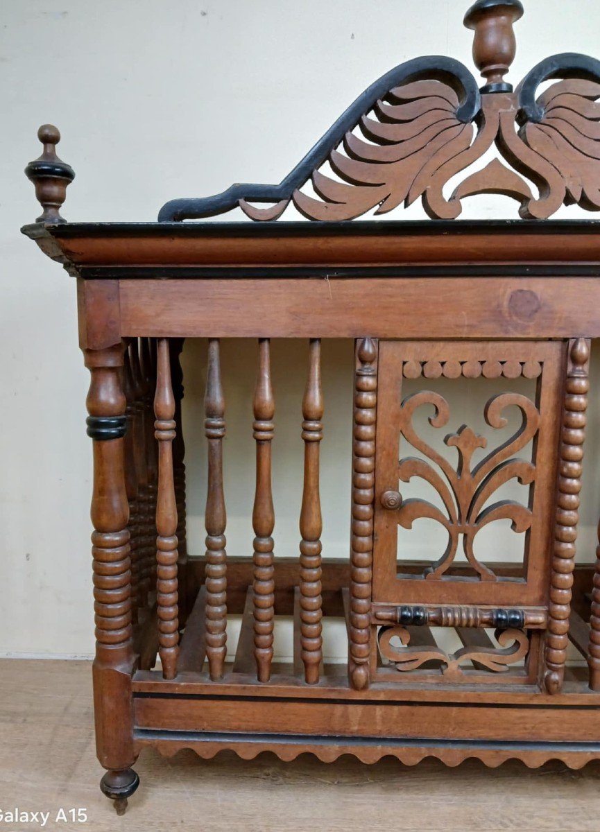 Provencal Panetière In Carved Openwork Walnut Circa 1800 -photo-2