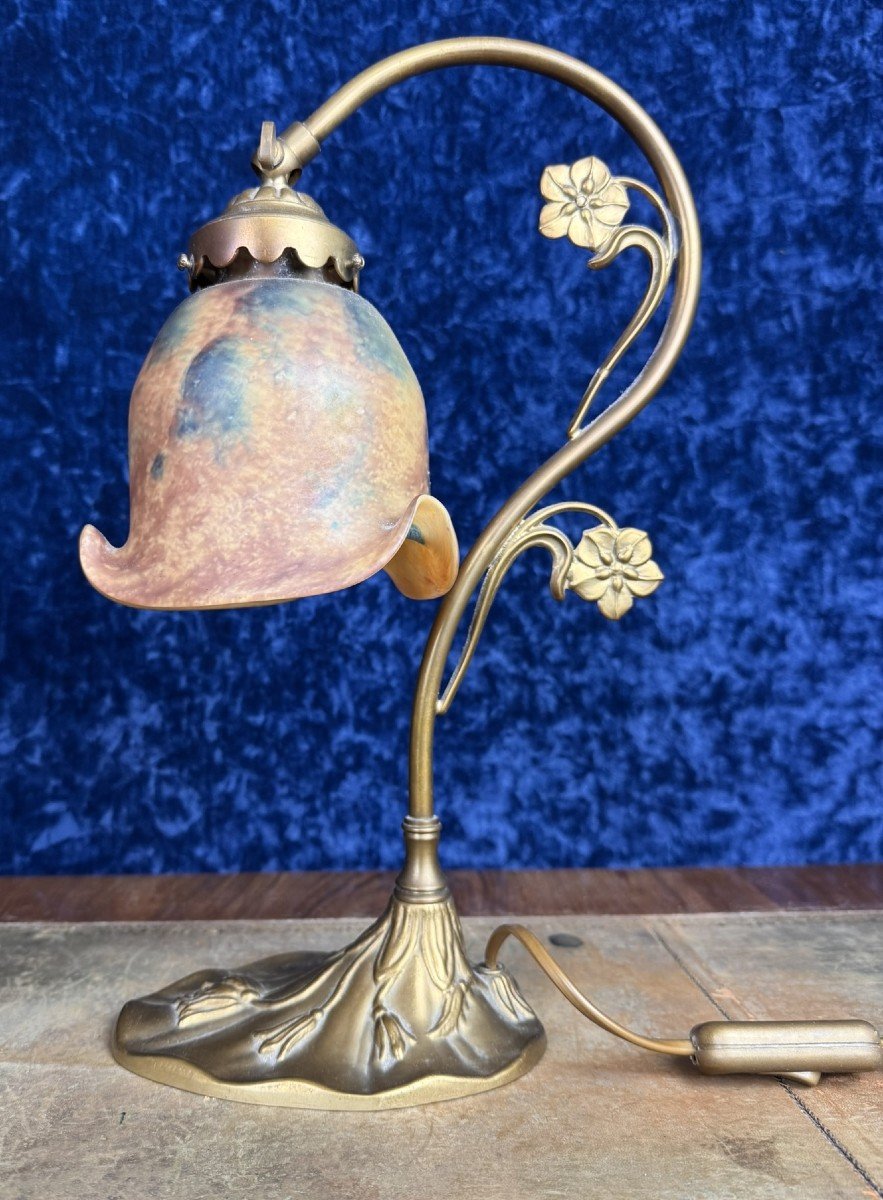 Très Belle Lampe Style Art Nouveau En Bronze Doré 