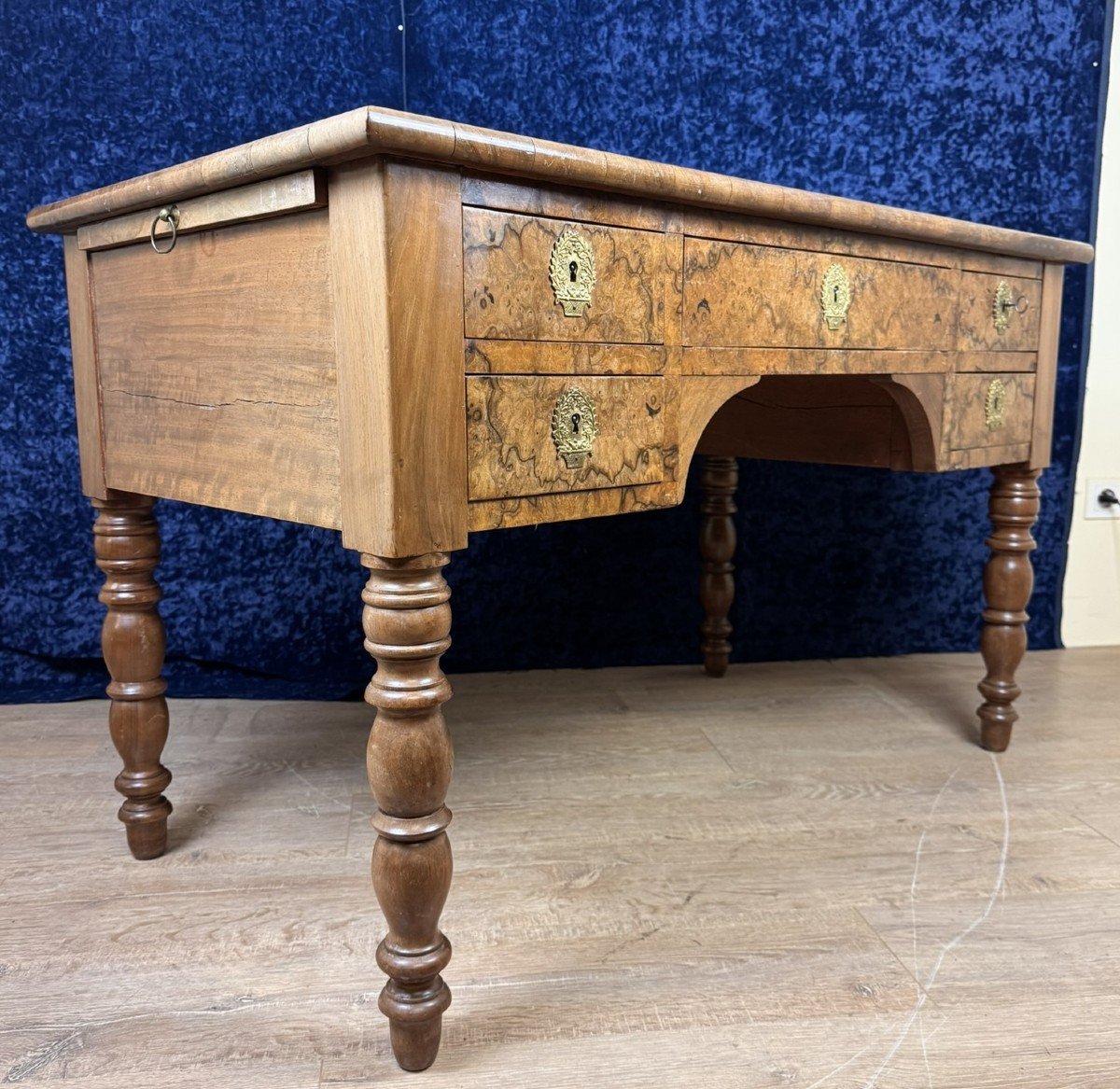 Very Beautiful Louis Philippe Period Desk In Burl Walnut Circa 1830 -photo-5