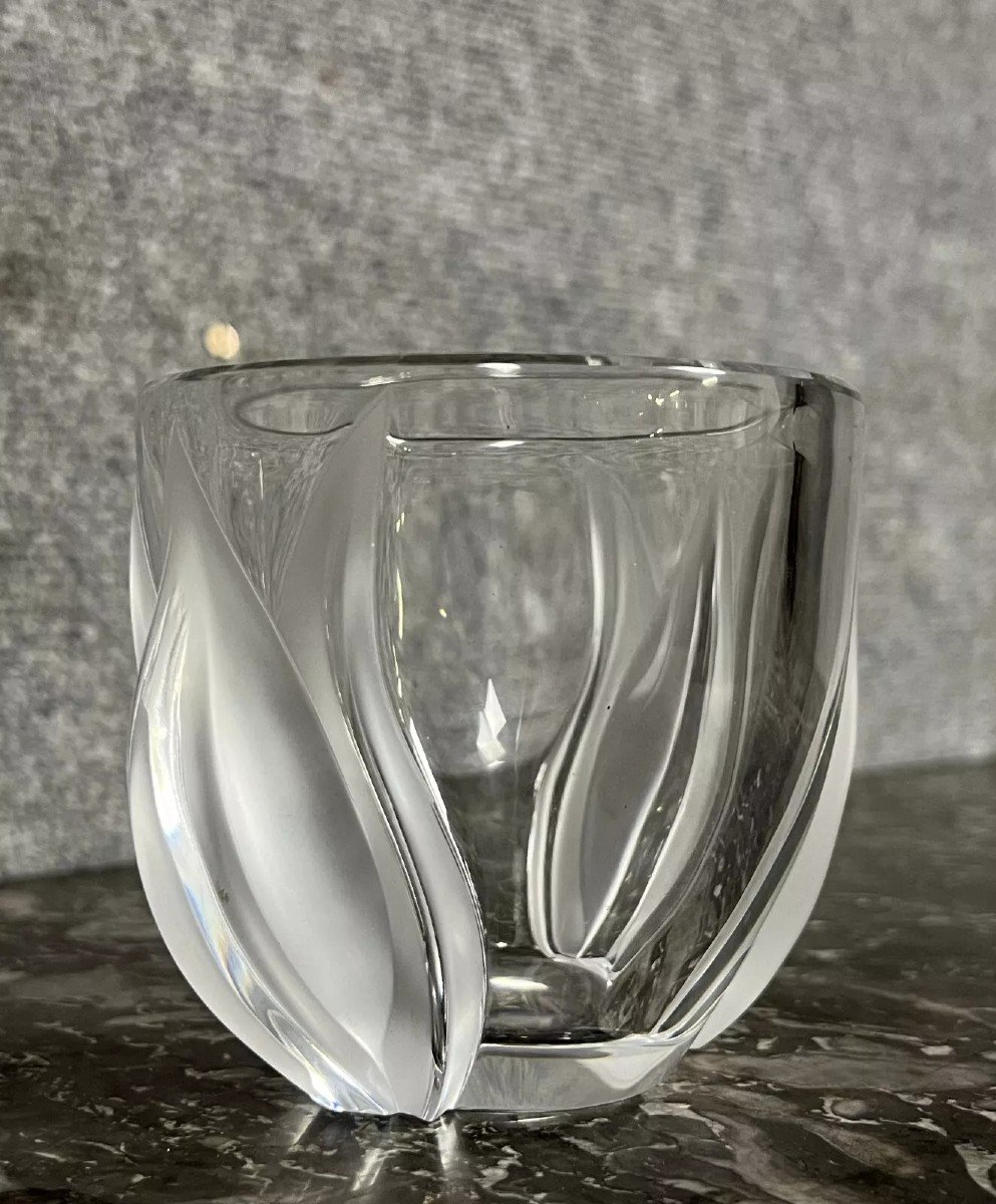 Lalique France : Magnifique Vase Aux Tulipes En Cristal -photo-5