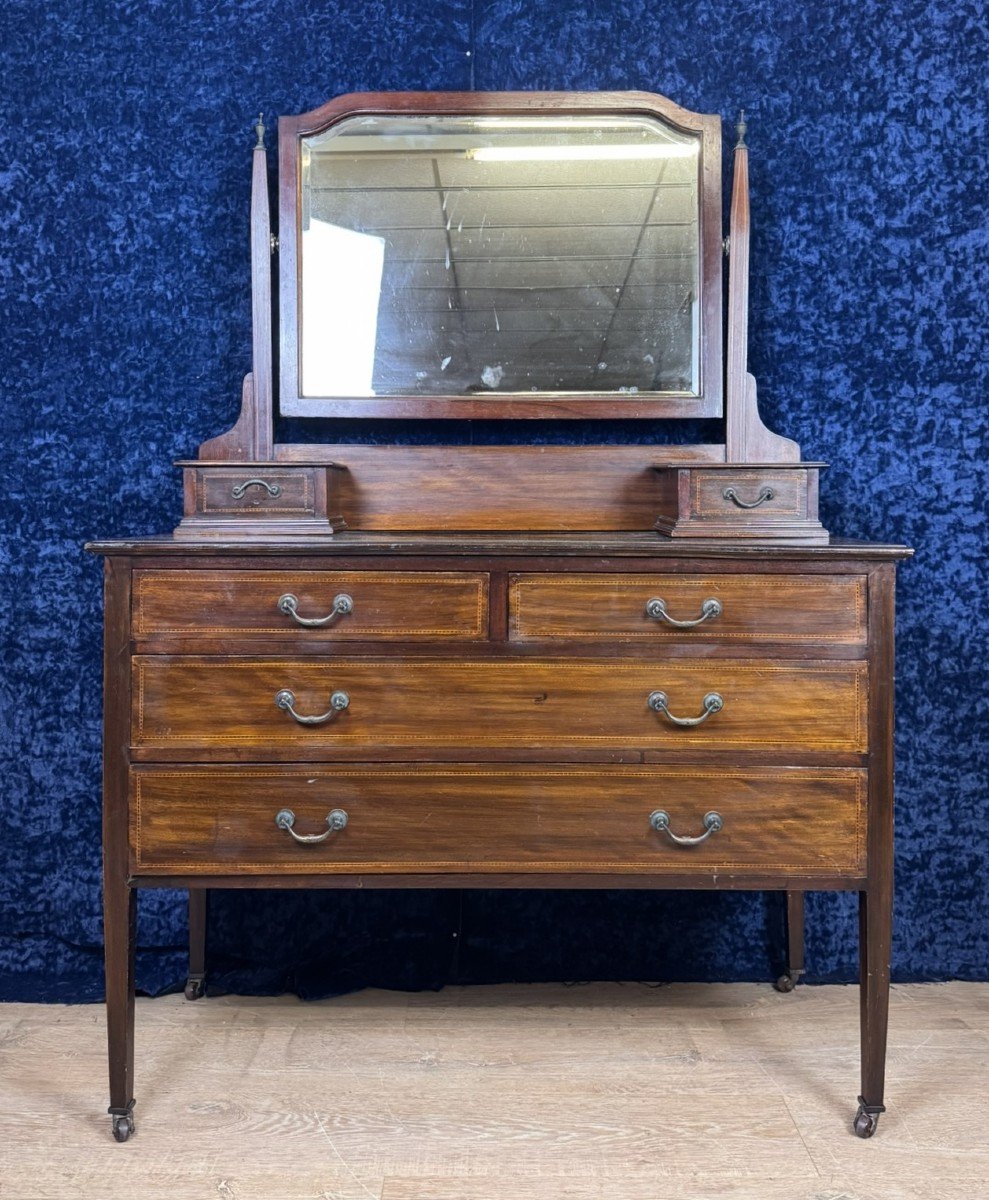 Superb English Mahogany Chest Of Drawers With Psyche Circa 1880