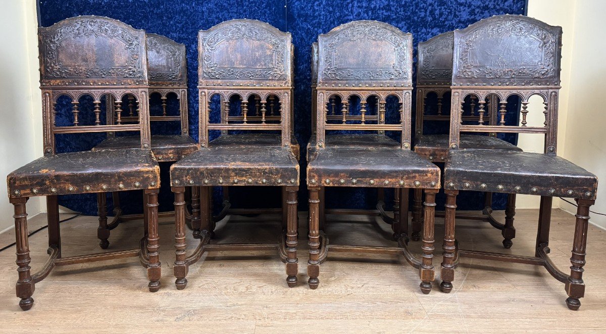 Set Of 8 Renaissance Style Chairs In Walnut And Embossed Leather