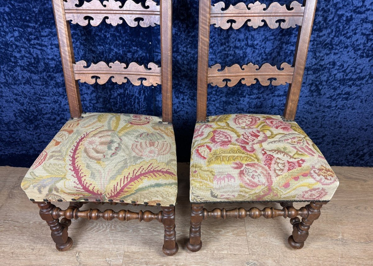 Pair Of Renaissance Style Walnut Chairs With Sloping Backs-photo-1