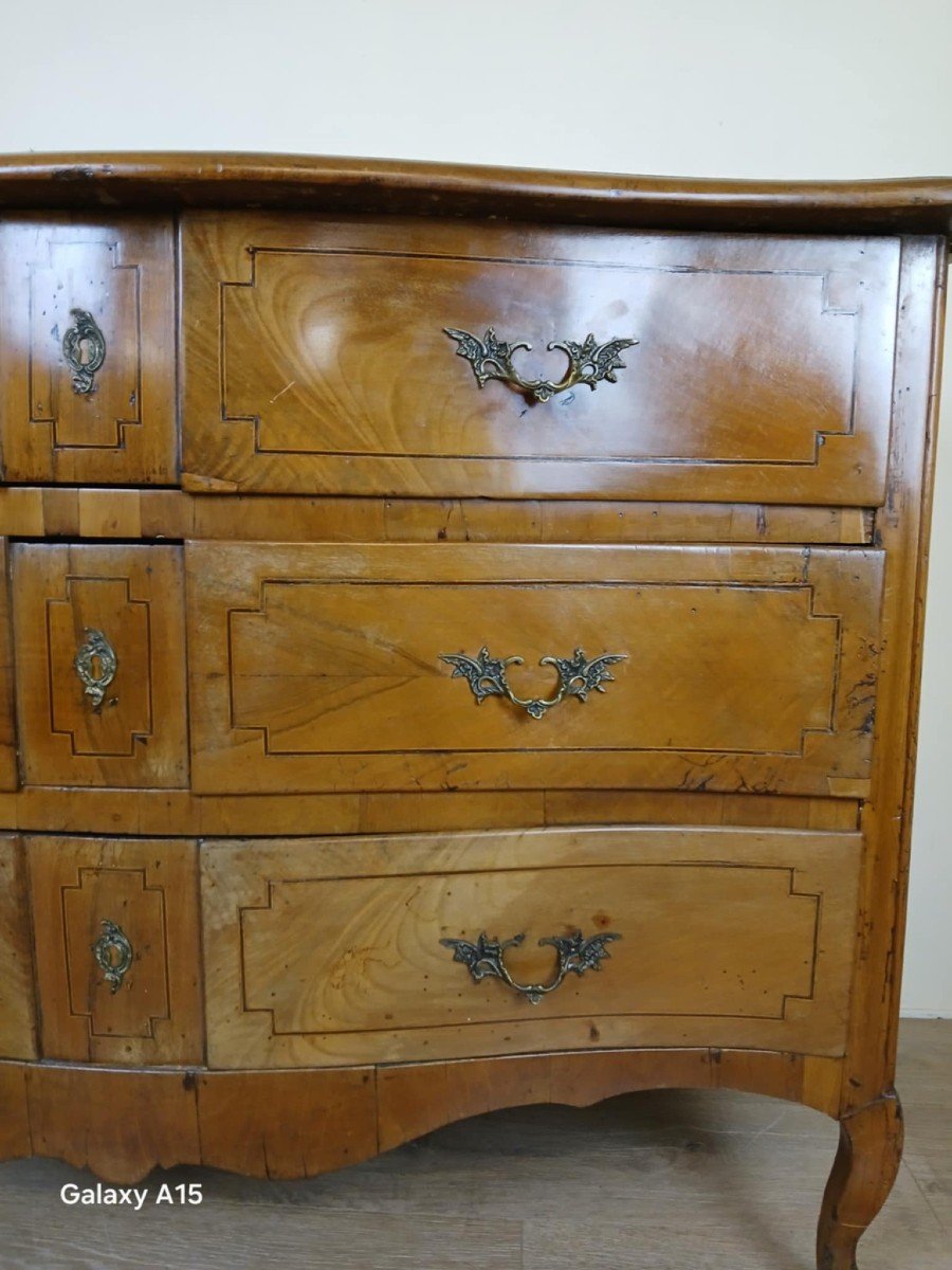 Louis XV Period Curved Chest Of Drawers In Elm And Marquetry Fillets Circa 1750 -photo-4