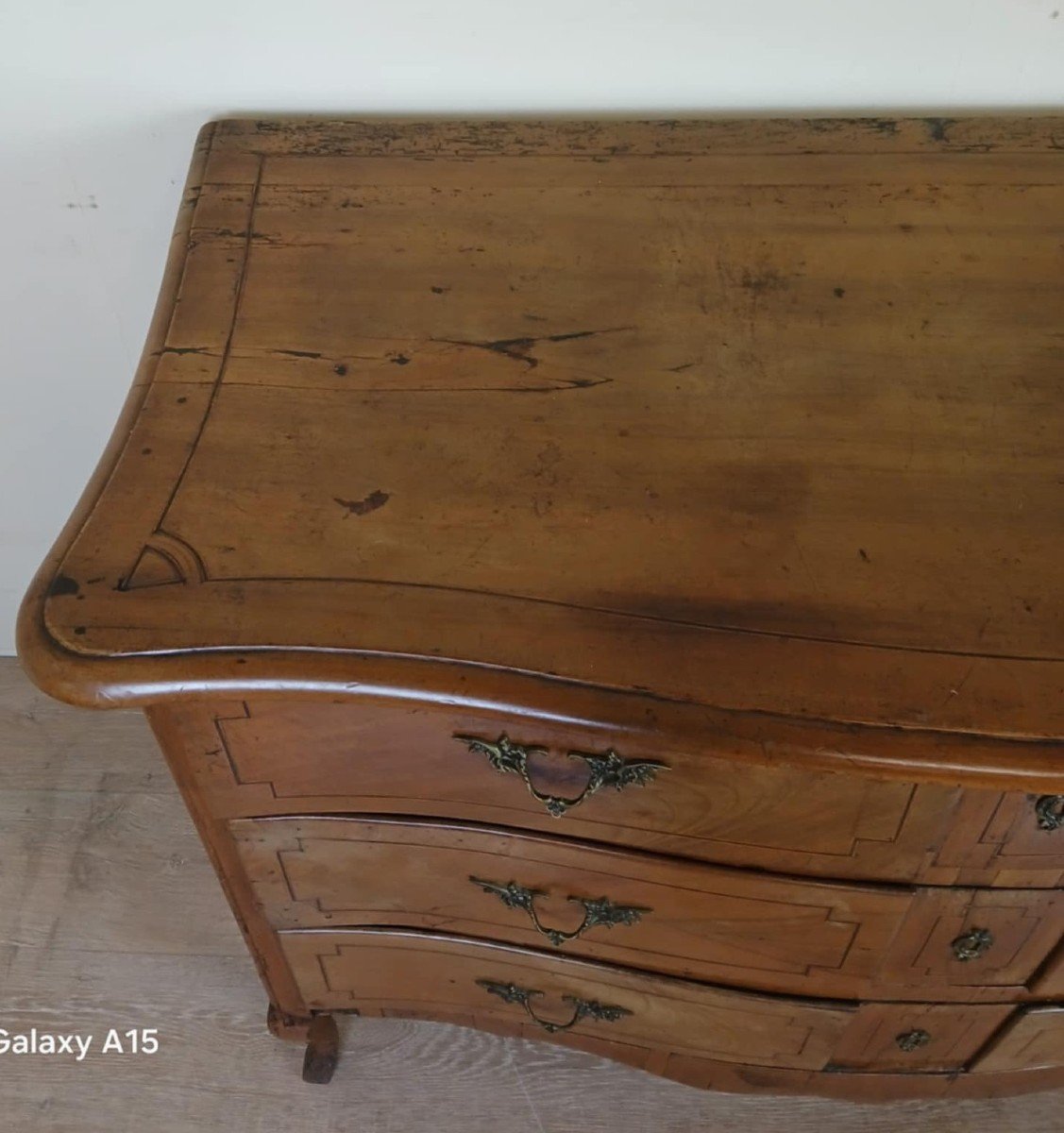 Commode Galbée époque Louis XV En Orme Et Filets De Marqueterie Vers 1750 -photo-3