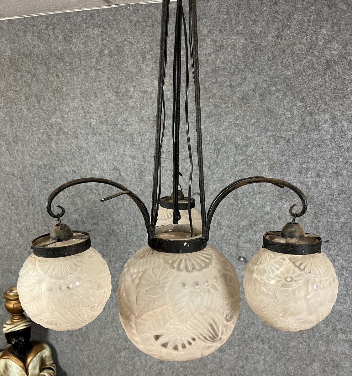 After Muller Frères: Large 4-light Hammered Iron Chandelier, Art Deco Period / H90 Cm  -photo-4