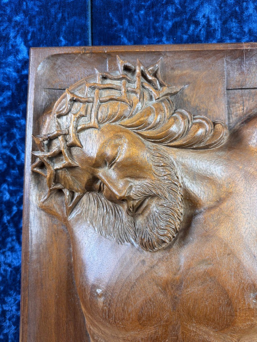 Solid Wood Sculpture Representing Christ With The Crown Of Thorns Circa 1930 -photo-2