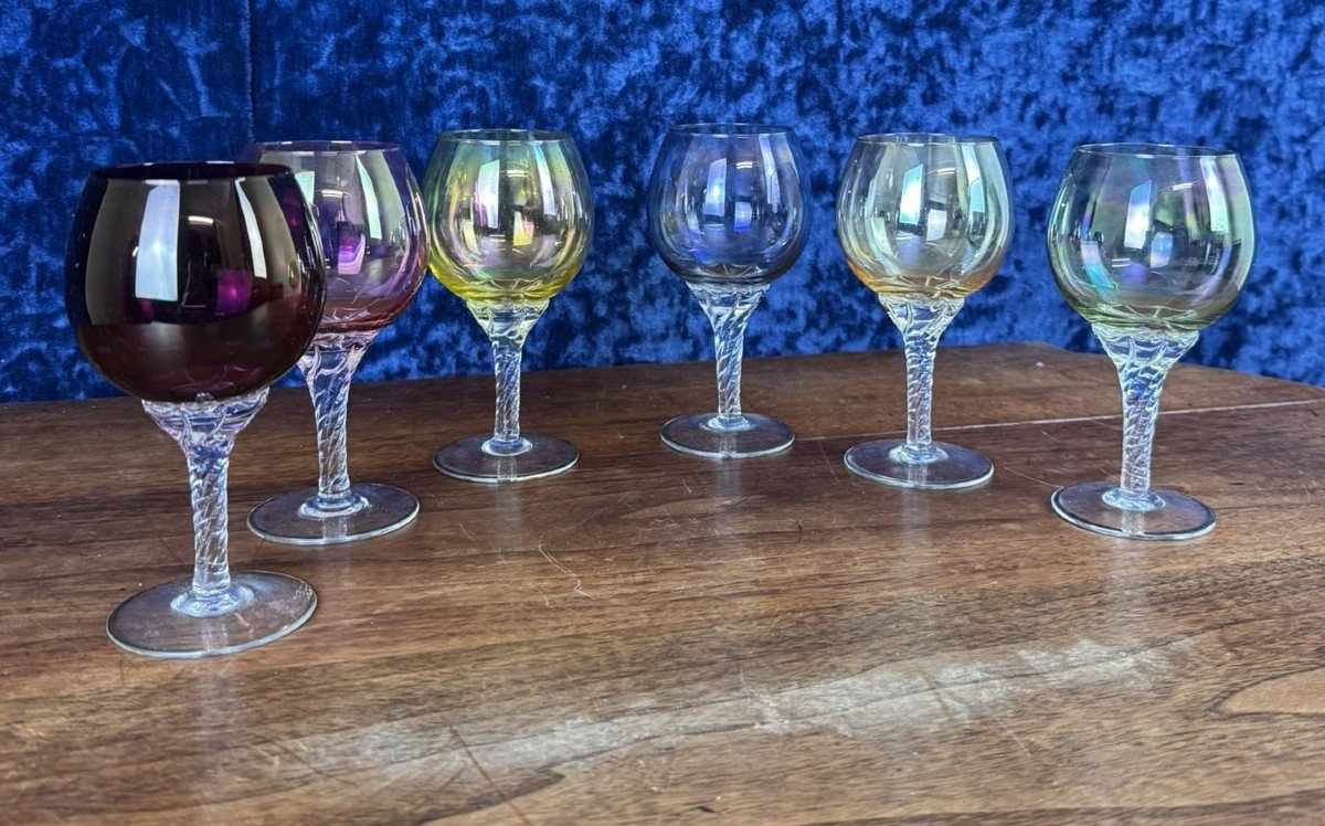 Murano: Vintage Twisted Stem Wine Glasses Series-photo-3