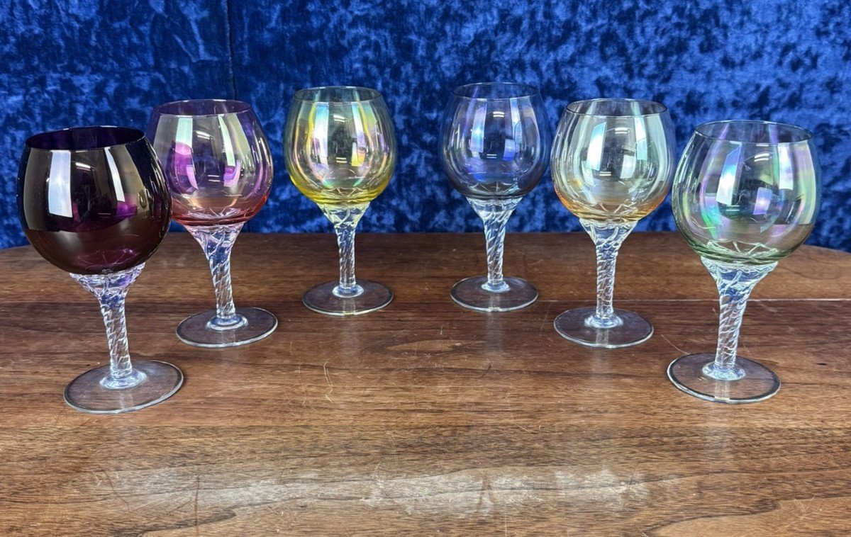 Murano: Vintage Twisted Stem Wine Glasses Series