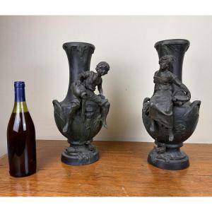 François Moreau : Paire De Vases Aux Personnages époque Napoléon III En Régule A Patine Bronze