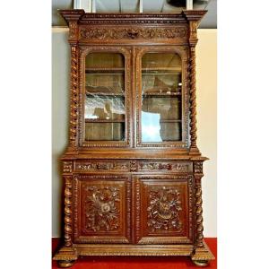 Renaissance Style Hunting Lodge Library In Oak 