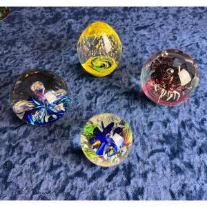 Lot Of Sulphur Balls Or Paperweights From The 19th And 20th Centuries