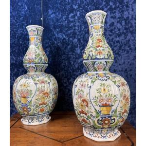 Rouen : Paire De Vases Fleuris