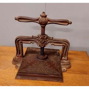 Art Nouveau Cast Iron Binding Press 