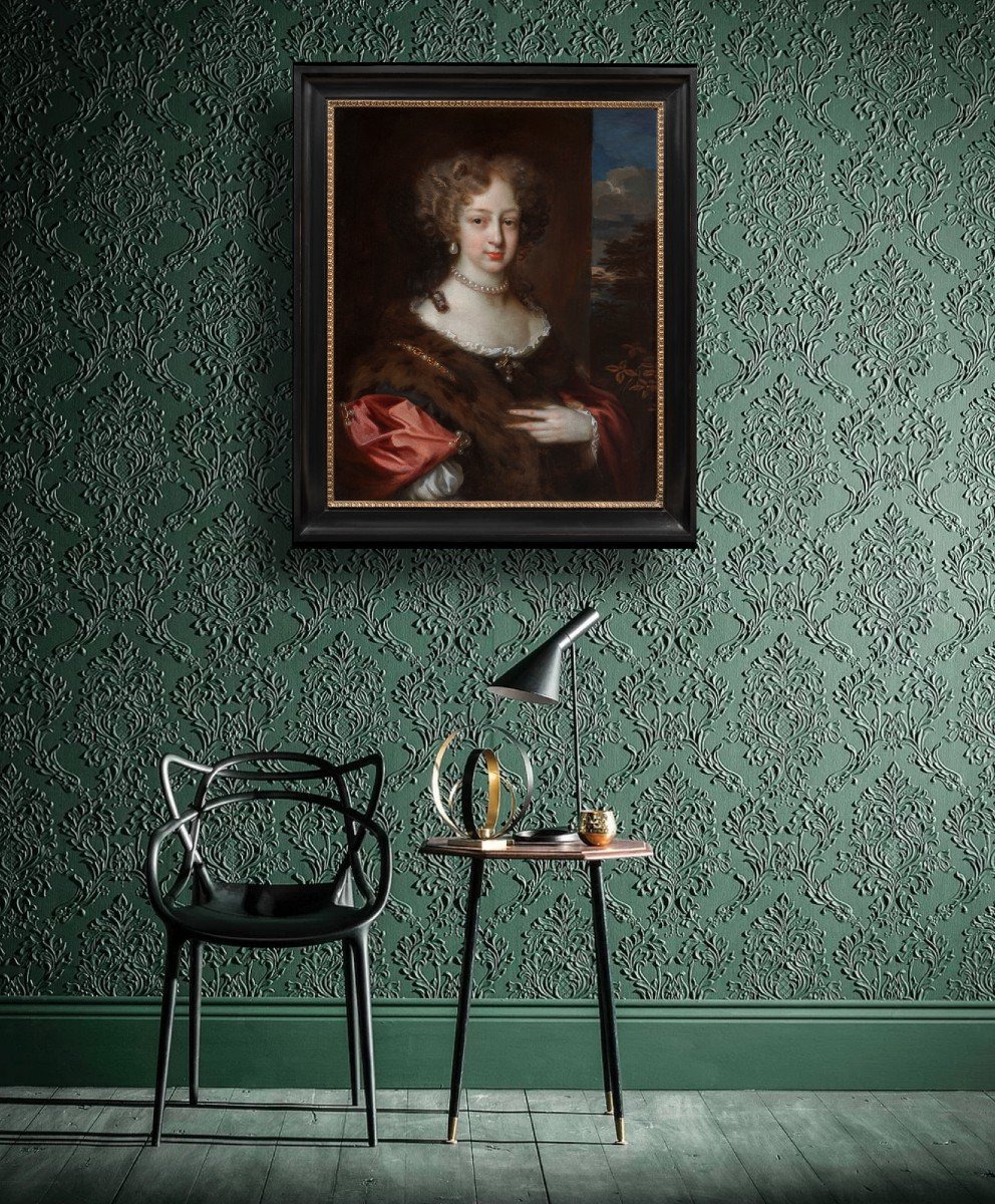 Fine Portrait Of A Lady In A Red Silk Dress With Fur Stole, C.1675, Oil On Canvas Painting-photo-2