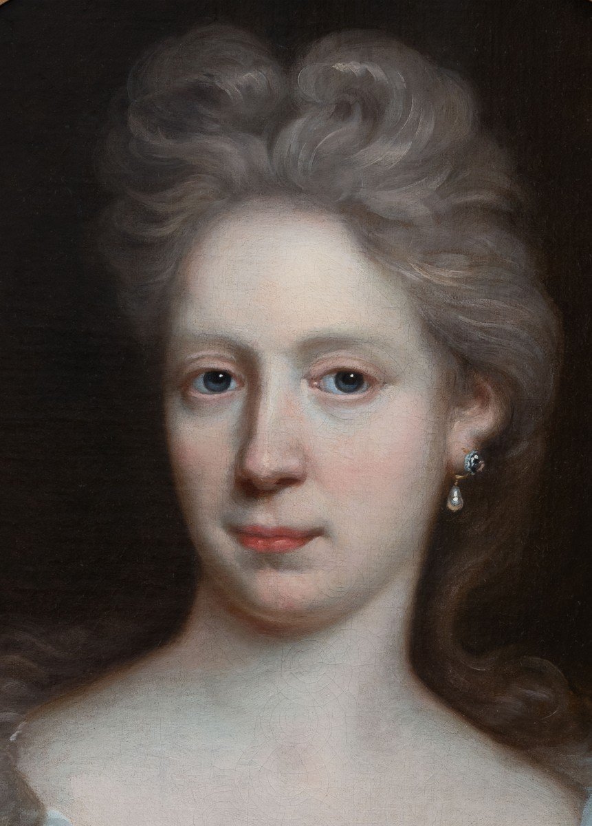 Portrait Of A Lady In A Blue Dress And Red Mantle C.1695, Oil On Canvas Painting-photo-1