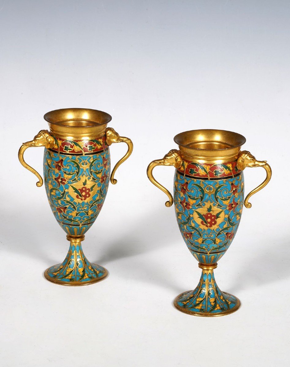 Paire De Vases Aux Elephants Par F. Barbedienne, France, Circa 1880