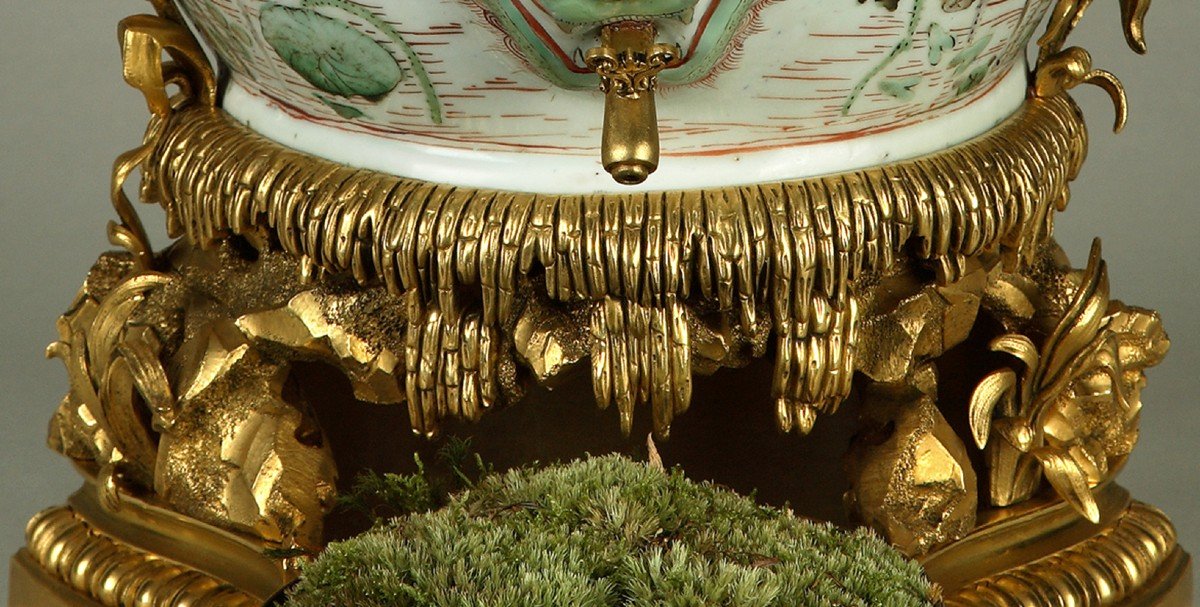 Fontaine à Parfum Murale en Porcelaine Chinoise attr. à l'Escalier de Cristal, France, C.1880-photo-1