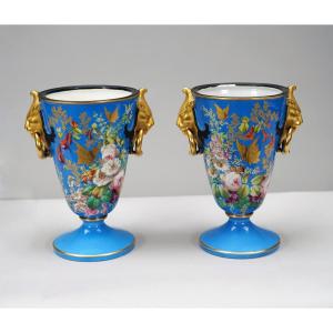 Paire de Vases en Porcelaine de Paris à Décor Floral, France, Circa 1880