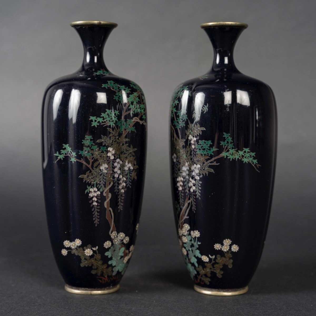 Paire De Petits Vases Japonais Godronnés En Emaux Cloisonnés-photo-2