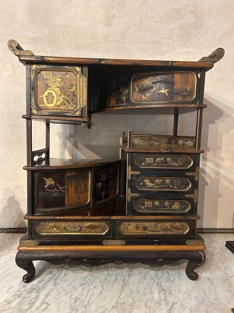 Cabinet Japonaise 