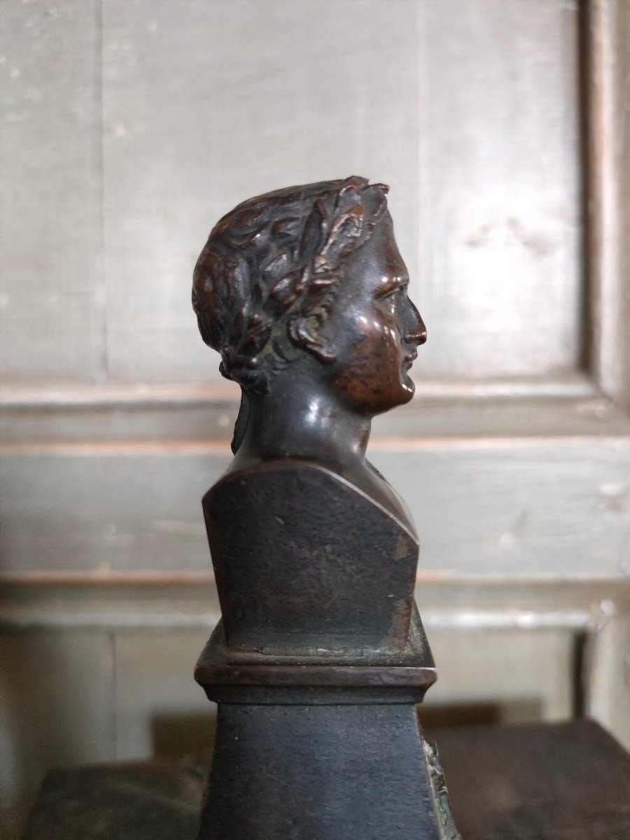 Small Bronze Napoleon Bust-photo-3