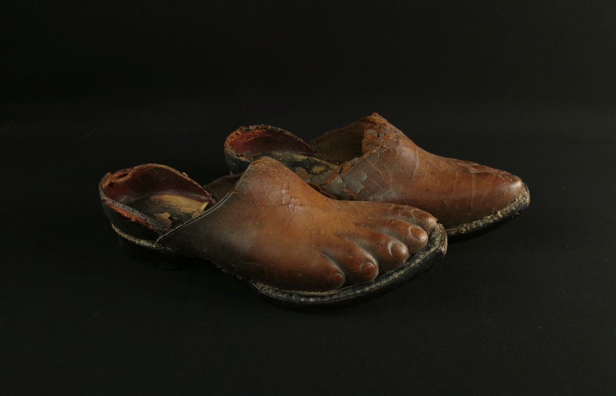 19th Century Popular Art Leather Clogs-photo-2