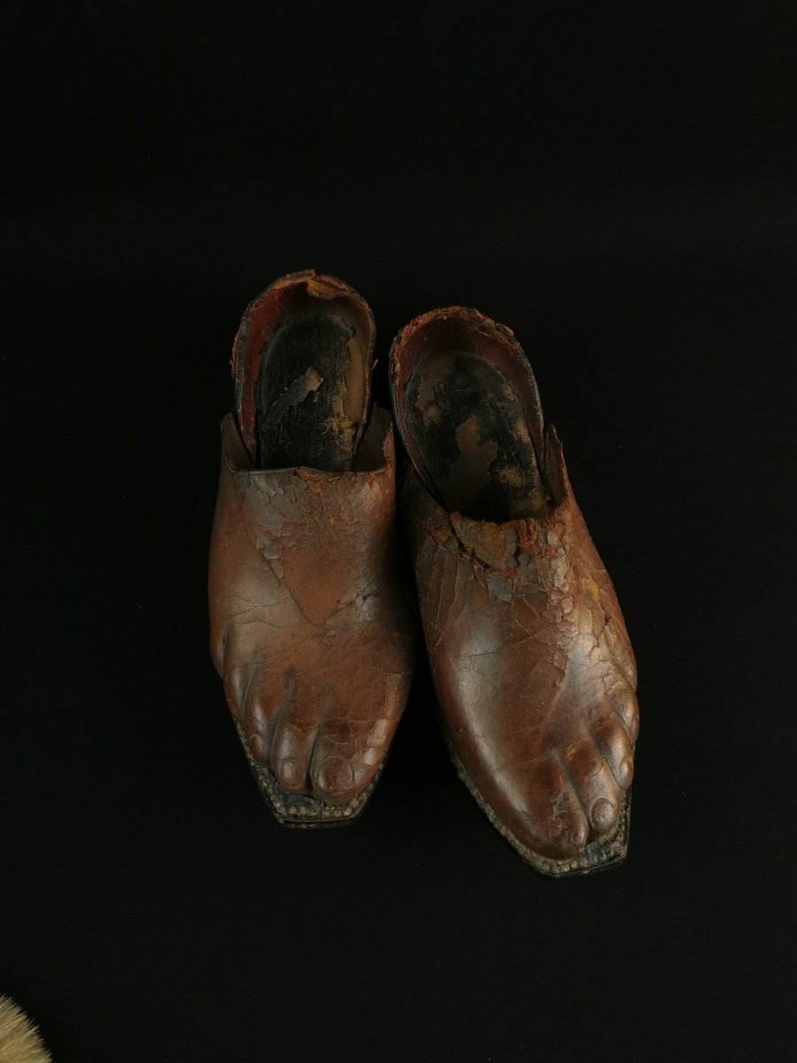 19th Century Popular Art Leather Clogs-photo-3