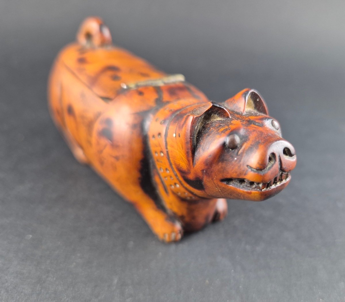 Zoomorphic Boxwood Snuffbox-photo-1