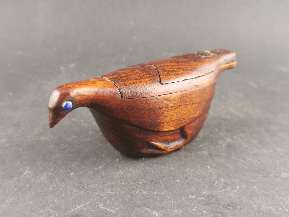 Snuffbox Folk Art Zoomorphic Bird