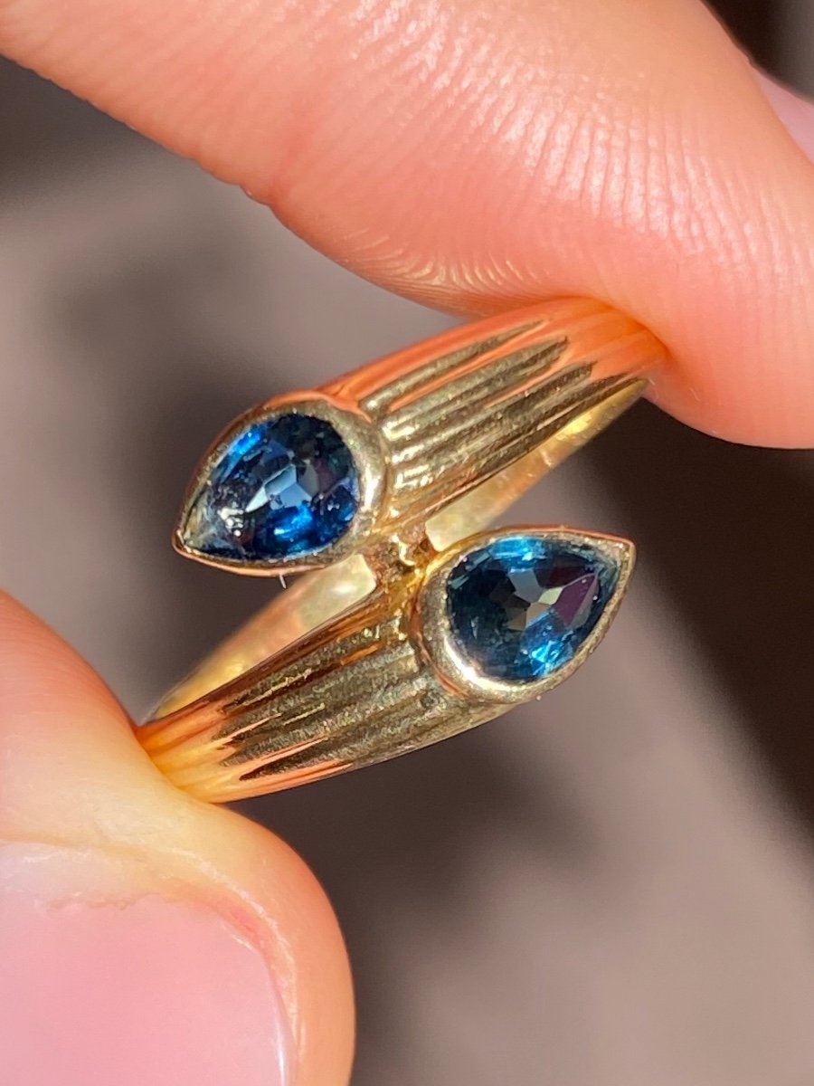 Toi & Moi Ring In 18k Yellow Gold Made Up Of Two Sapphires