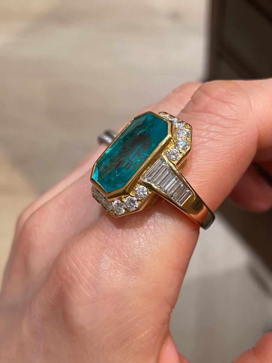 18k Yellow Gold Ring Adorned With A Colombian Emerald-photo-5