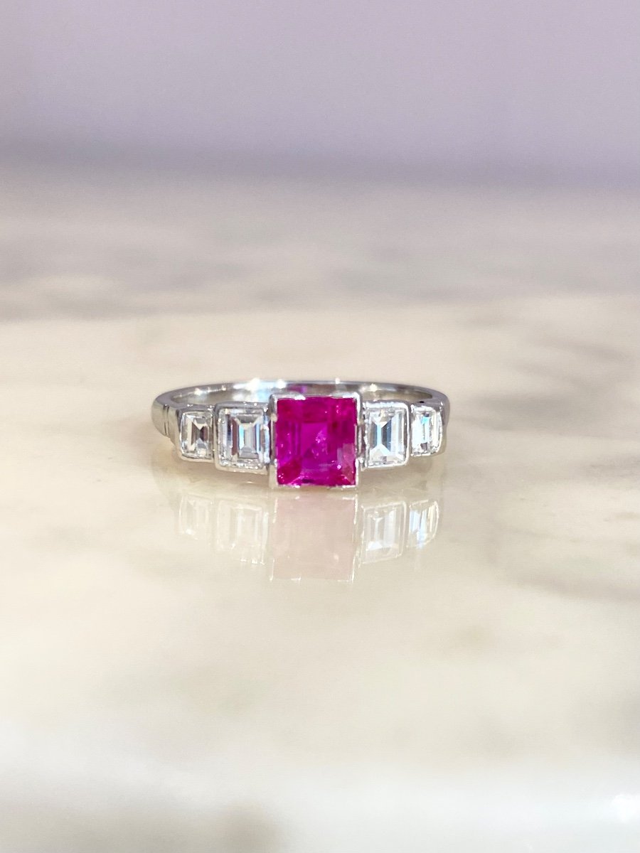 Vintage Platinum Ring Set With A Pink Sapphire And Diamonds -photo-4