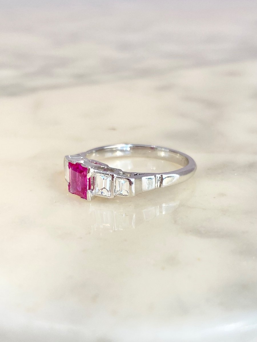 Vintage Platinum Ring Set With A Pink Sapphire And Diamonds -photo-2