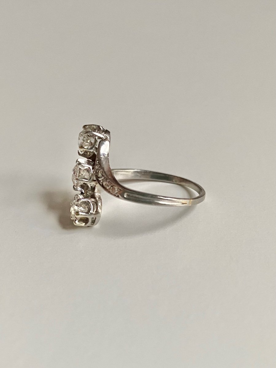 Belle Epoque Ring In Platinum Set With 3 Diamonds-photo-4