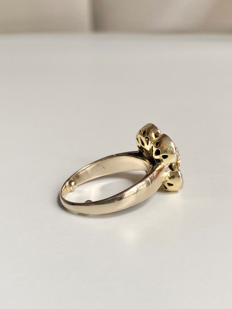 18k Yellow Gold Flower Shaped Diamond Ring -photo-4