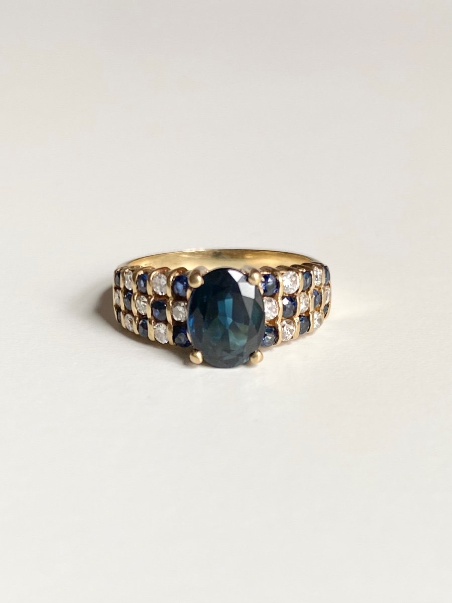 18k Yellow Gold Ring Set With A Sapphire -photo-2