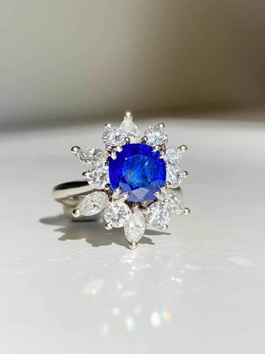 18k White Gold Ring Set With An Unheated Burmese Sapphire-photo-4