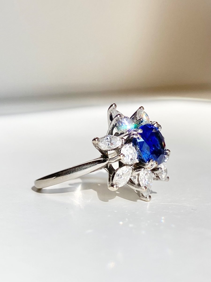 18k White Gold Ring Set With An Unheated Burmese Sapphire-photo-3