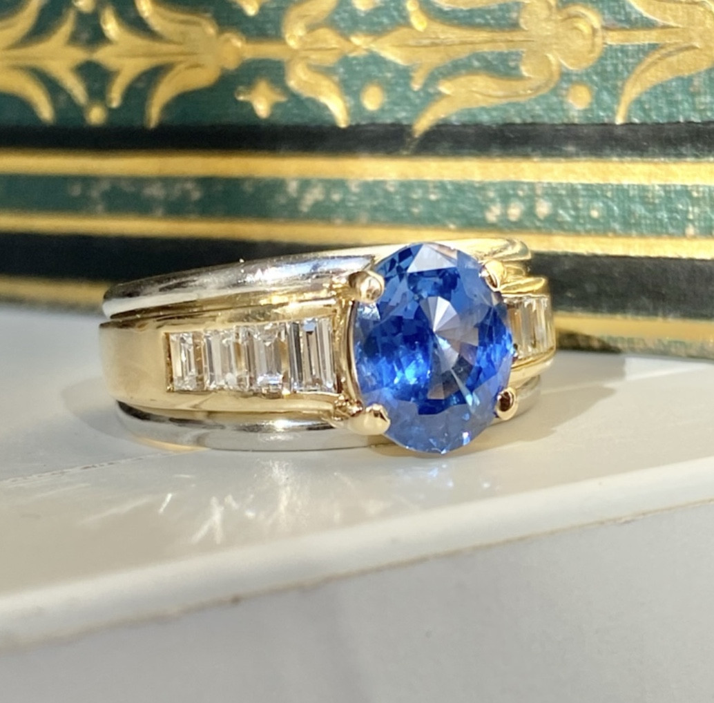 18k Yellow And White Gold Sapphire And Diamond Ring 