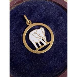 18k Yellow Gold Pendant With An Elephant