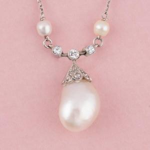 Belle Epoque Necklace In Platinum And Fine Pearls 