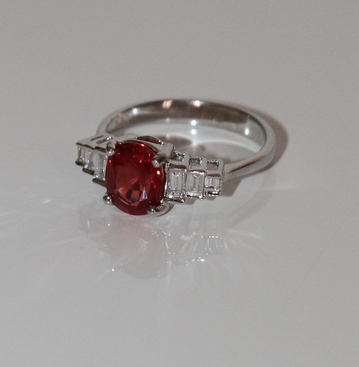 White Gold And Natural Spinel Ring-photo-7