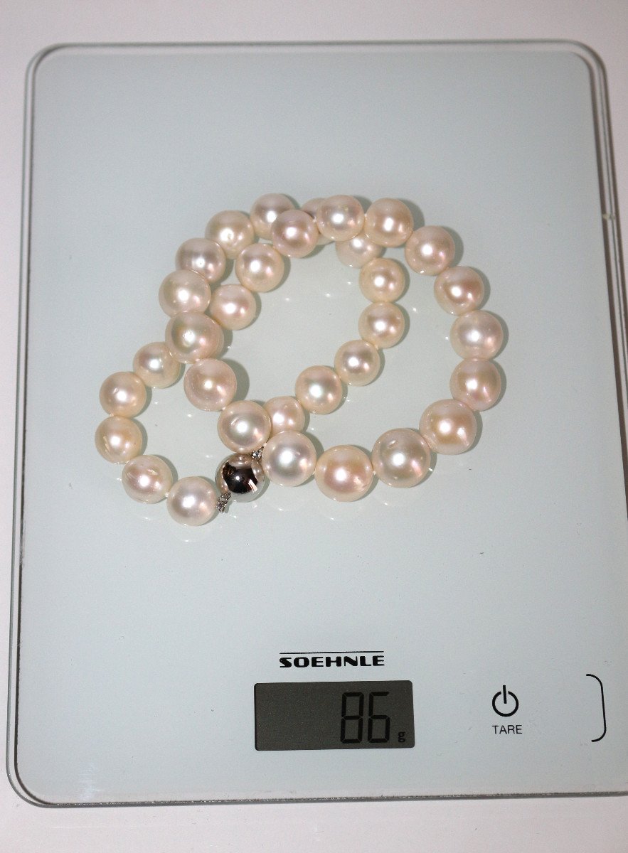 Large Cream Cultured Pearl Necklace-photo-4