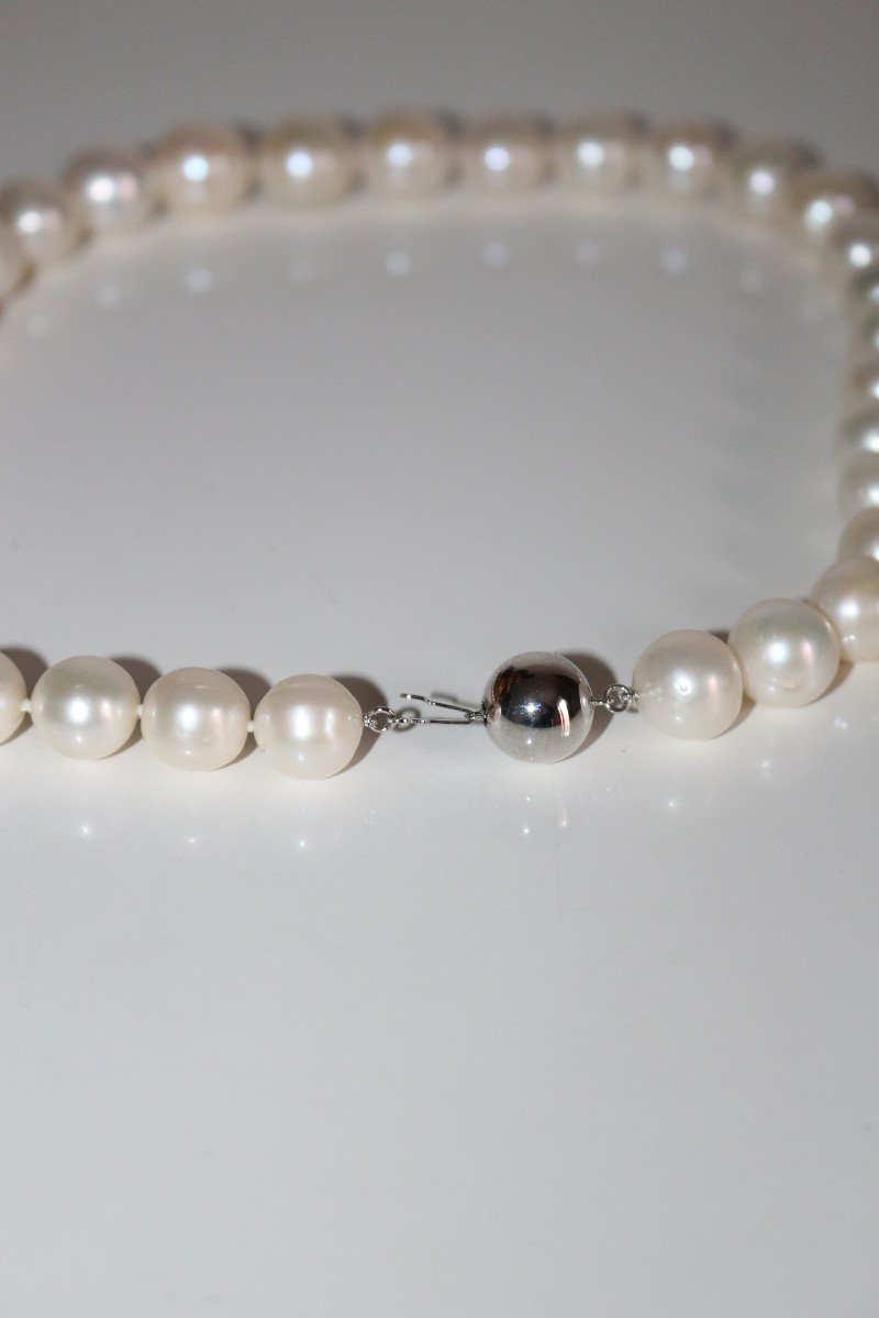 Large Cream Cultured Pearl Necklace-photo-1