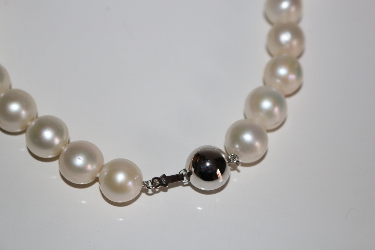 Large Cream Cultured Pearl Necklace-photo-4