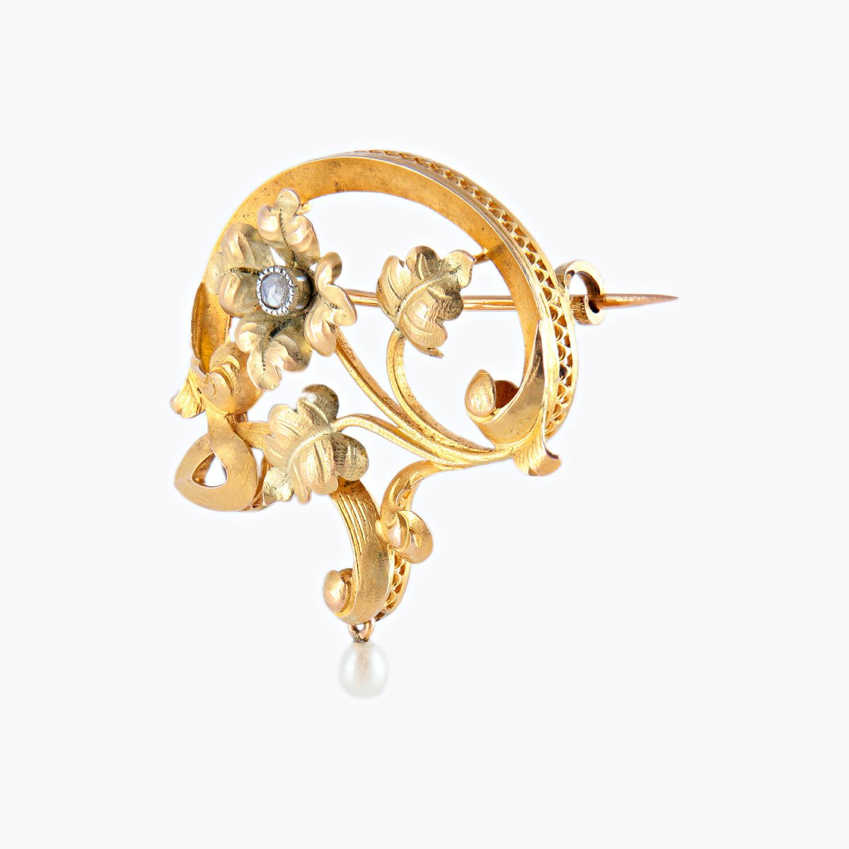 Art Nouveau Brooch In Yellow Gold-photo-7