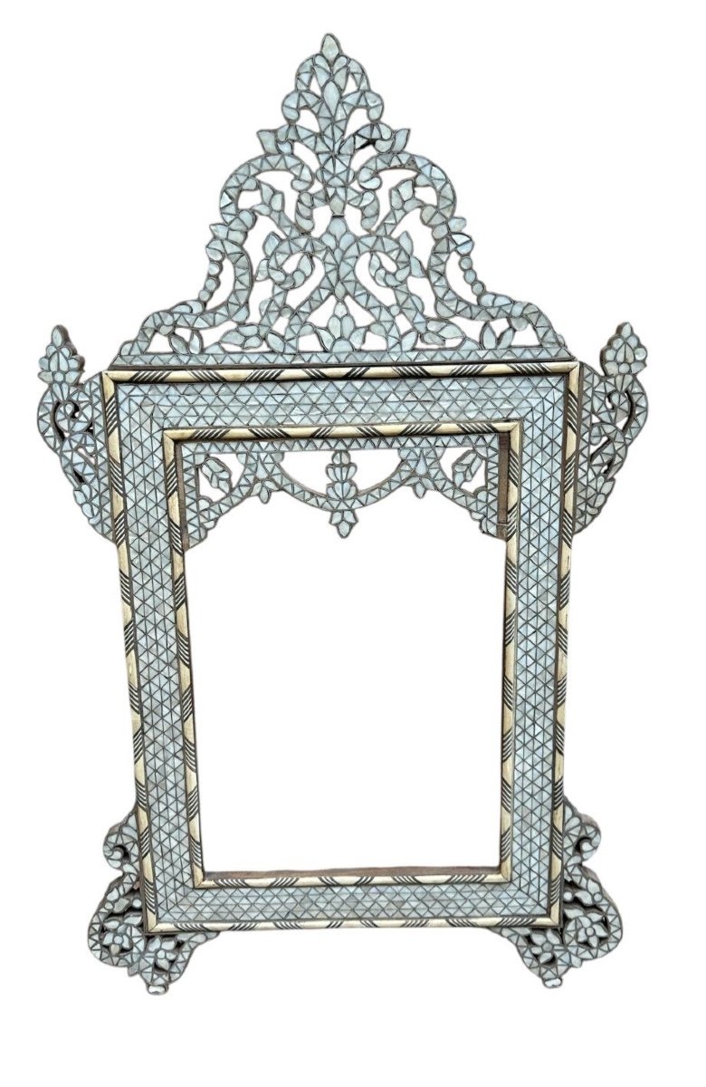 Mother Of Pearl Inlaid Mirror Frame.-photo-2