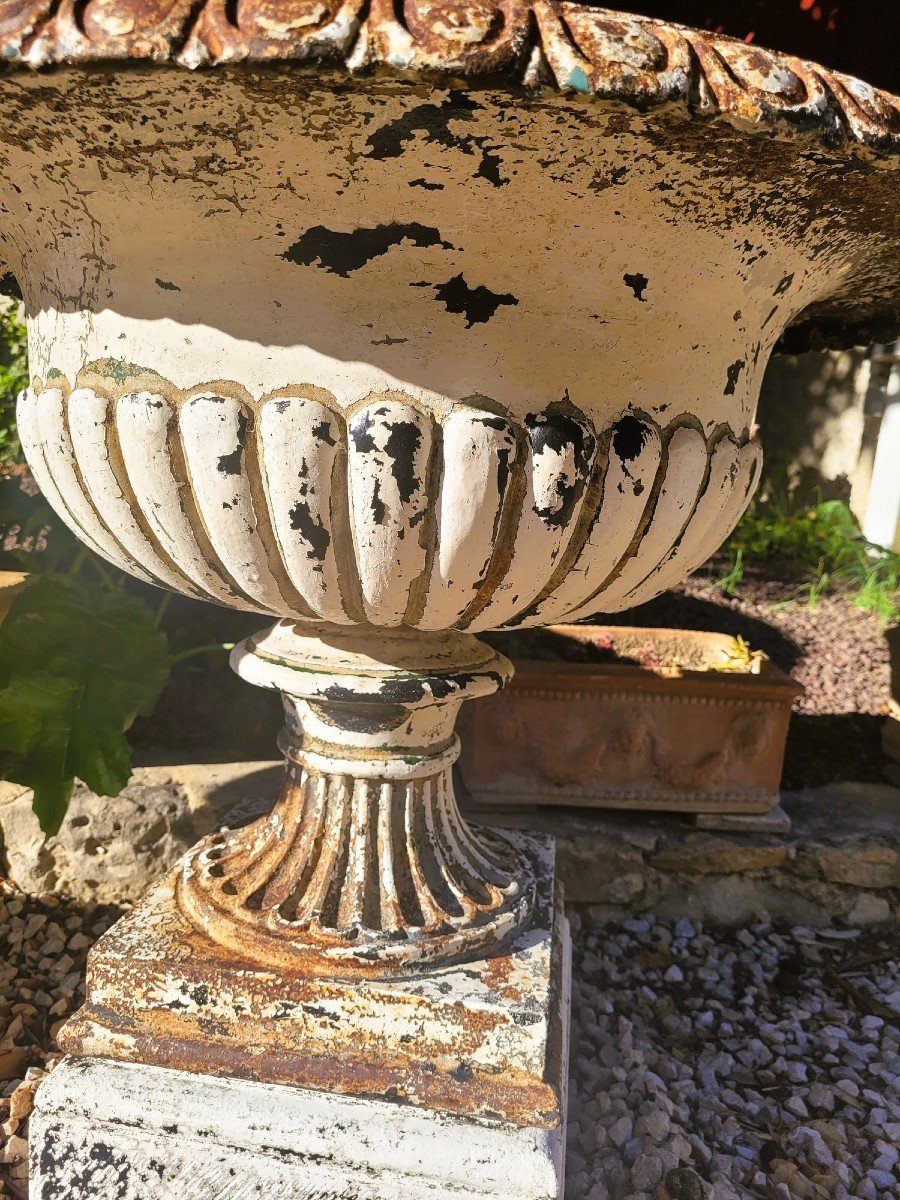 2 Cast Iron Garden Vases On Base, 19th Century-photo-2